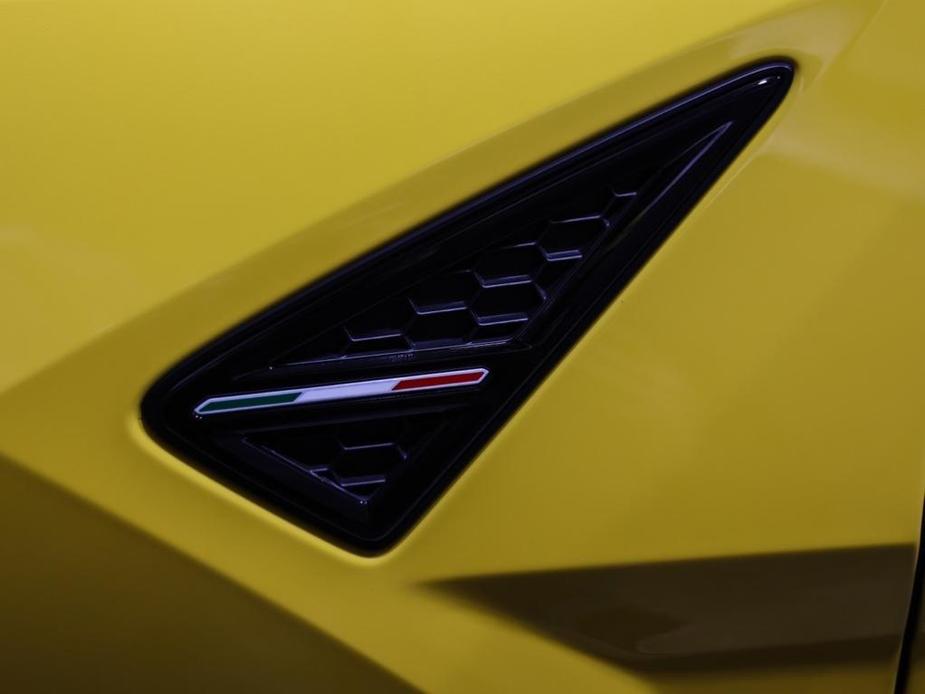 used 2021 Lamborghini Urus car, priced at $230,000
