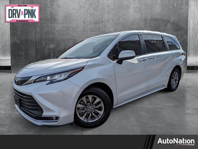 used 2022 Toyota Sienna car, priced at $32,747