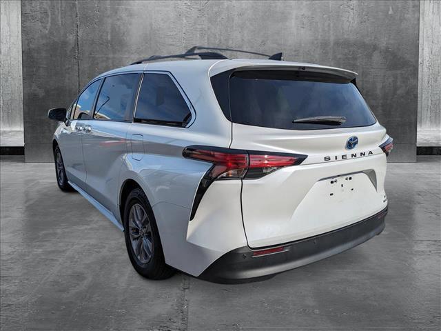 used 2022 Toyota Sienna car, priced at $32,747