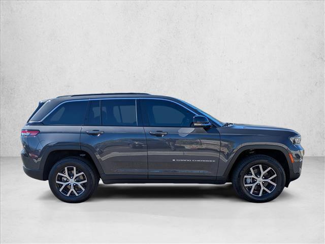used 2024 Jeep Grand Cherokee car, priced at $40,229