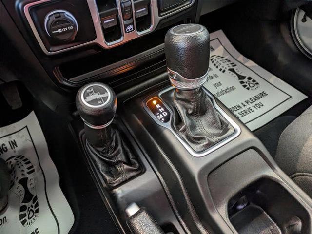 used 2022 Jeep Gladiator car, priced at $32,492