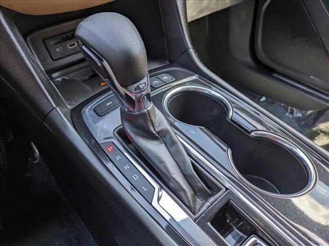 used 2022 Chevrolet Equinox car, priced at $25,990