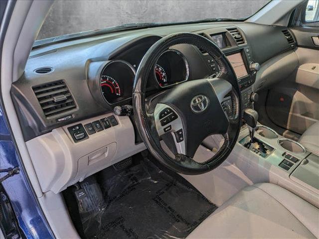used 2011 Toyota Highlander car, priced at $13,995