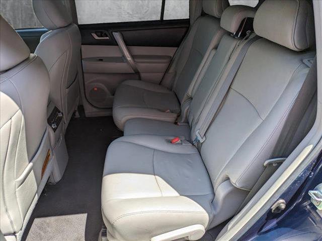 used 2011 Toyota Highlander car, priced at $13,995