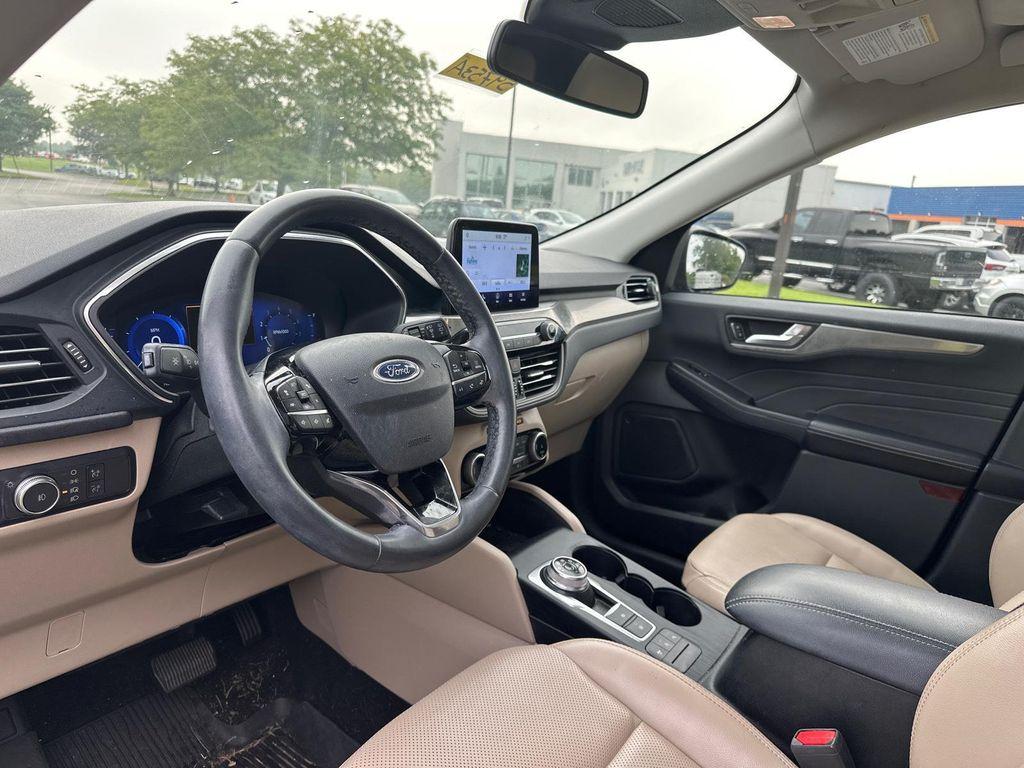used 2022 Ford Escape car, priced at $25,000