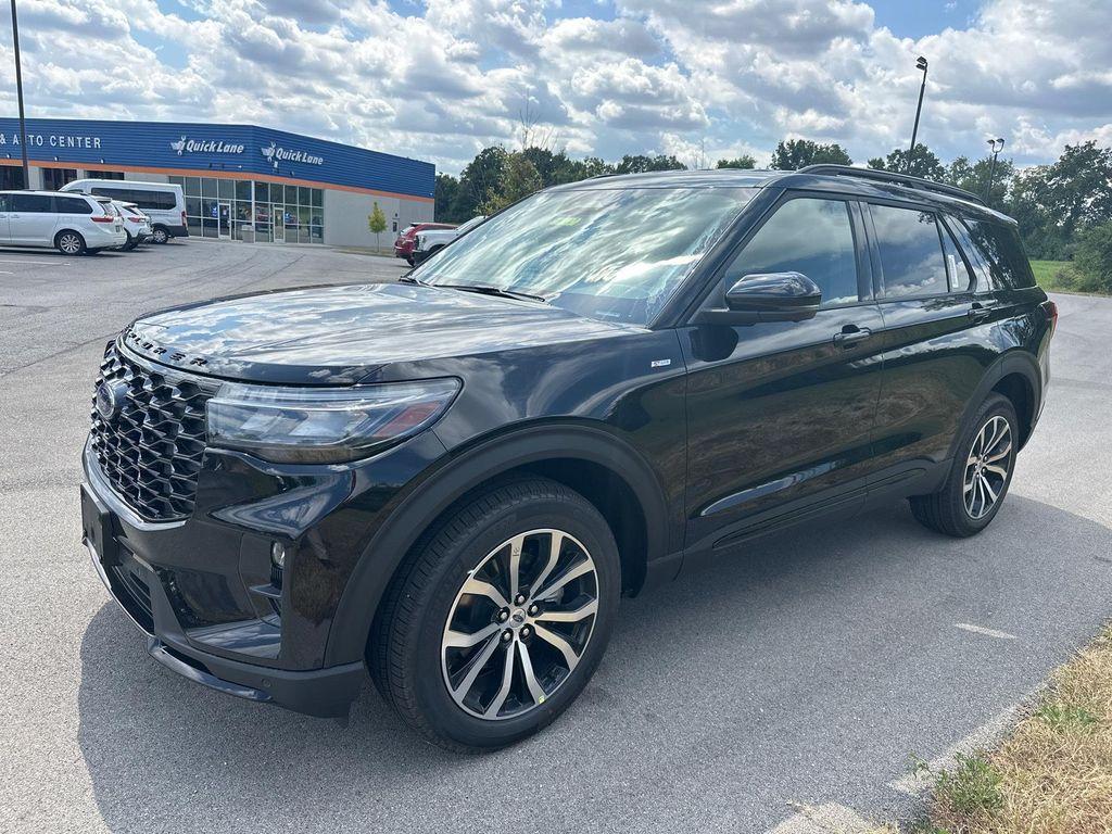new 2025 Ford Explorer car, priced at $48,715