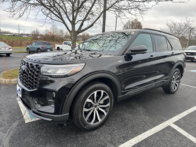 new 2025 Ford Explorer car, priced at $45,870