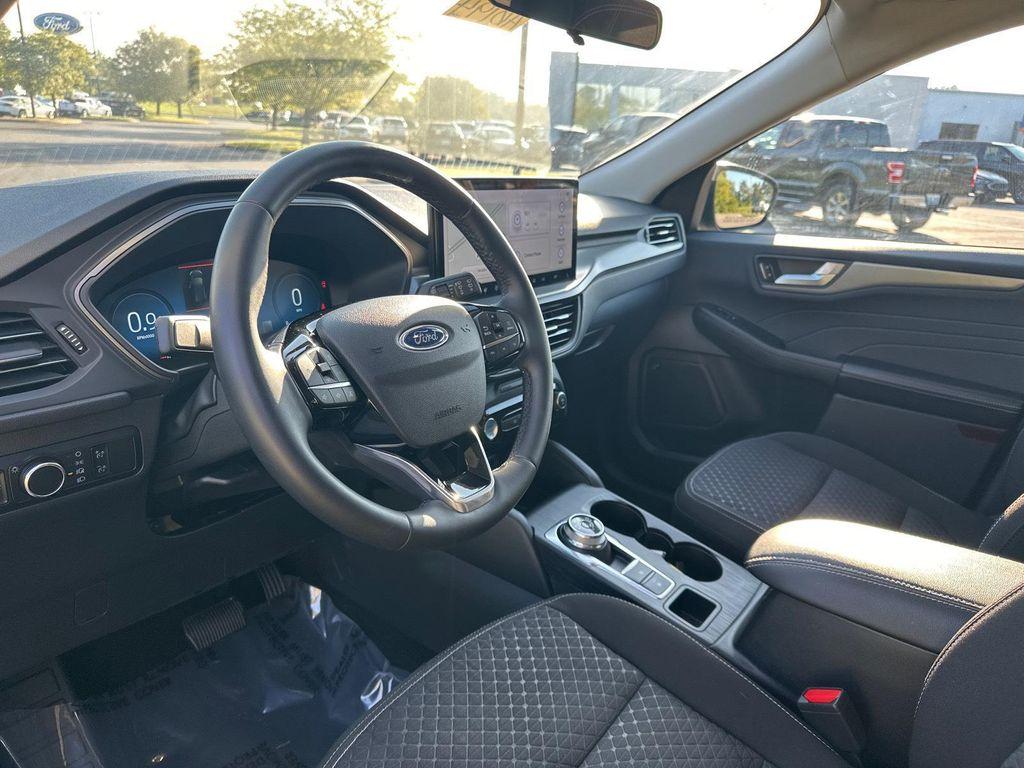 used 2023 Ford Escape car, priced at $23,500