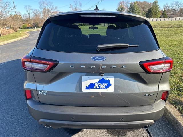 new 2025 Ford Escape car, priced at $33,750