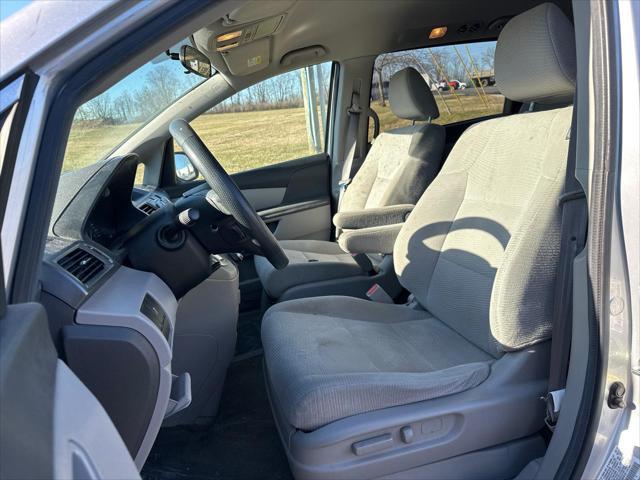 used 2013 Honda Odyssey car, priced at $4,000