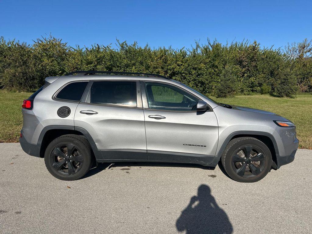 used 2018 Jeep Cherokee car, priced at $10,000