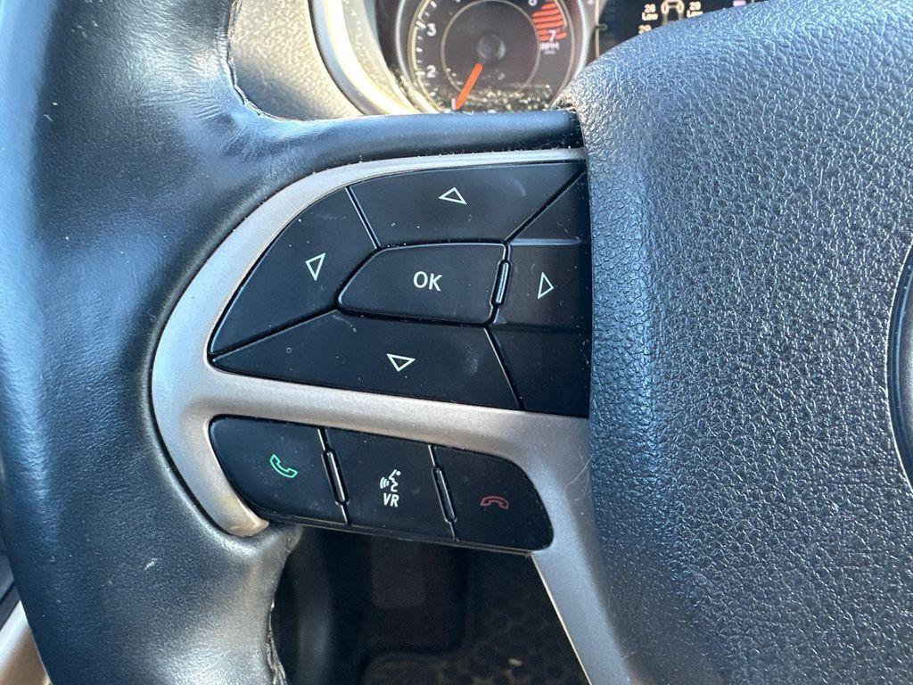 used 2018 Jeep Cherokee car, priced at $10,000