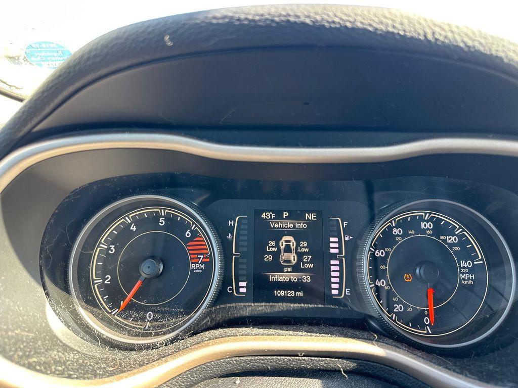 used 2018 Jeep Cherokee car, priced at $10,000