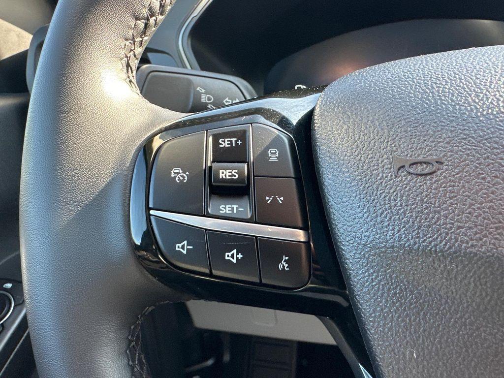 used 2023 Ford Escape car, priced at $26,500