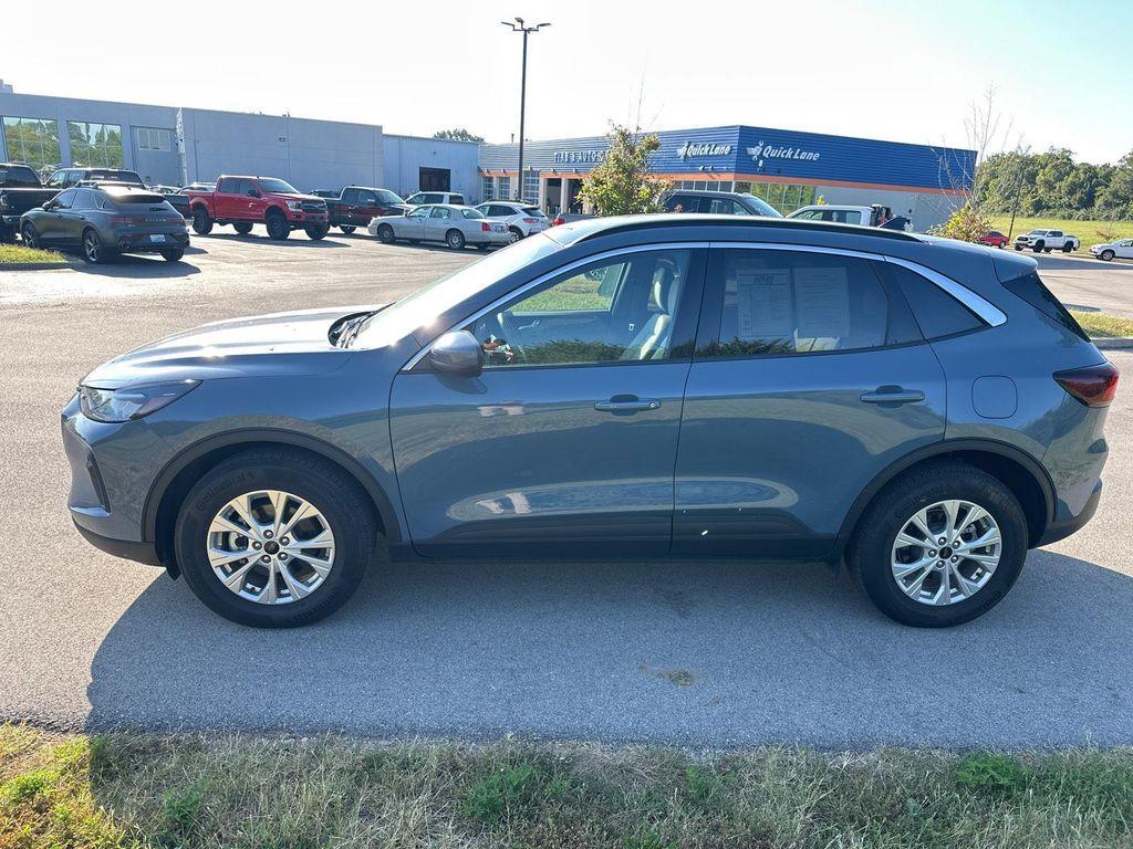 used 2023 Ford Escape car, priced at $26,500