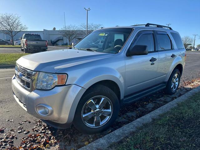 used 2010 Ford Escape car, priced at $5,000