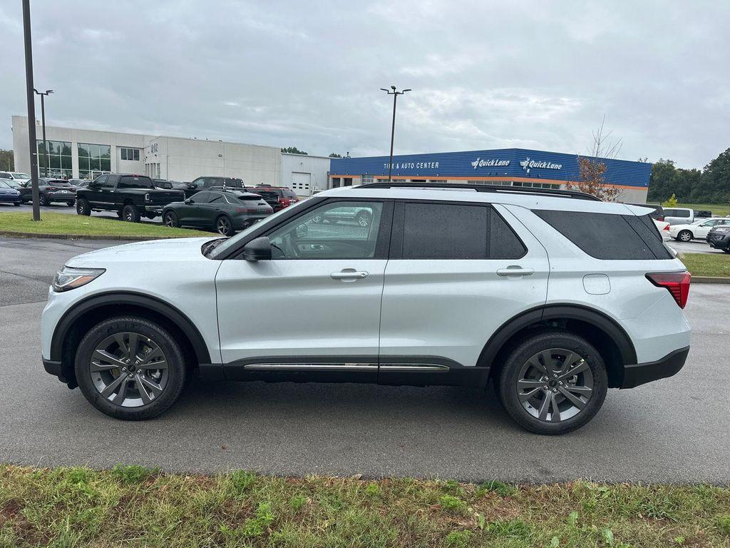new 2025 Ford Explorer car, priced at $45,500