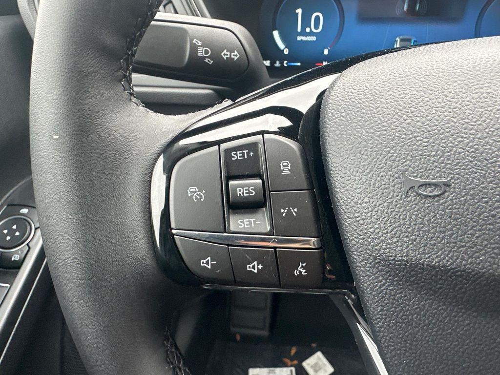 new 2025 Ford Escape car, priced at $35,700