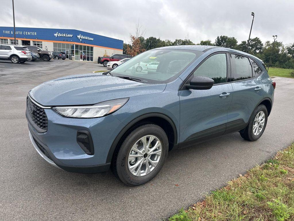 new 2025 Ford Escape car, priced at $35,700