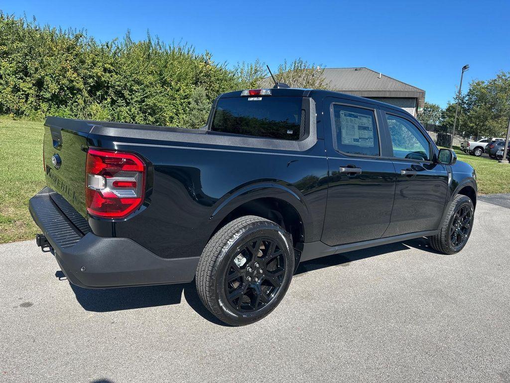new 2025 Ford Maverick car