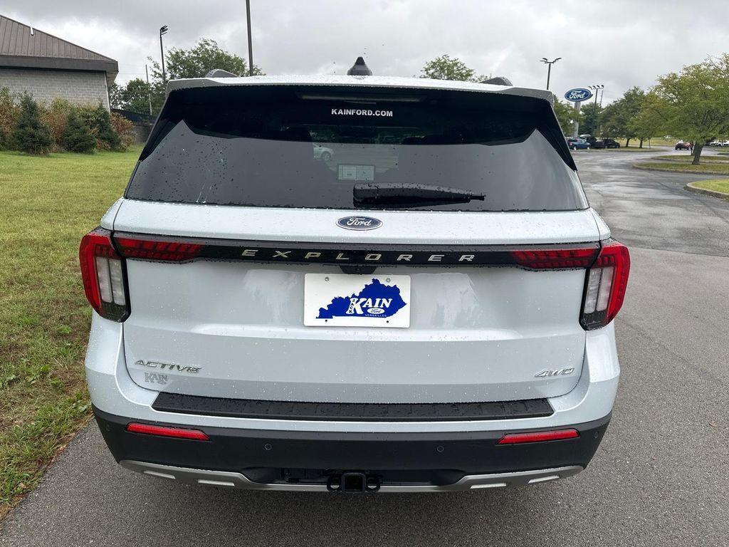 new 2025 Ford Explorer car, priced at $45,500