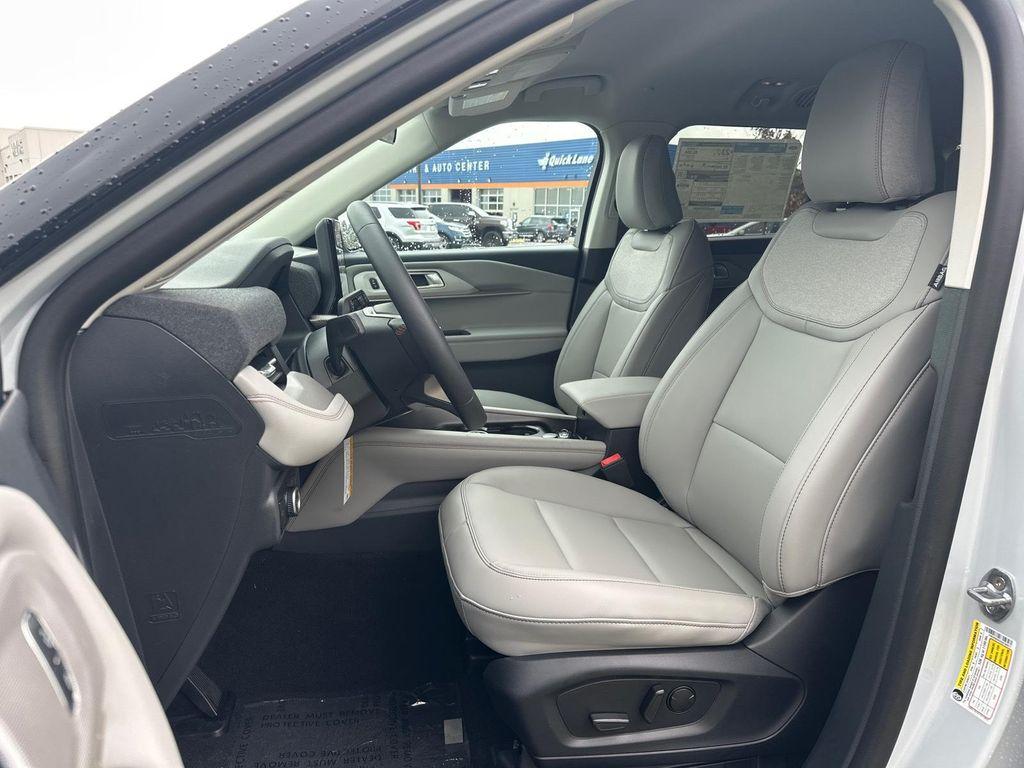 new 2025 Ford Explorer car, priced at $45,500