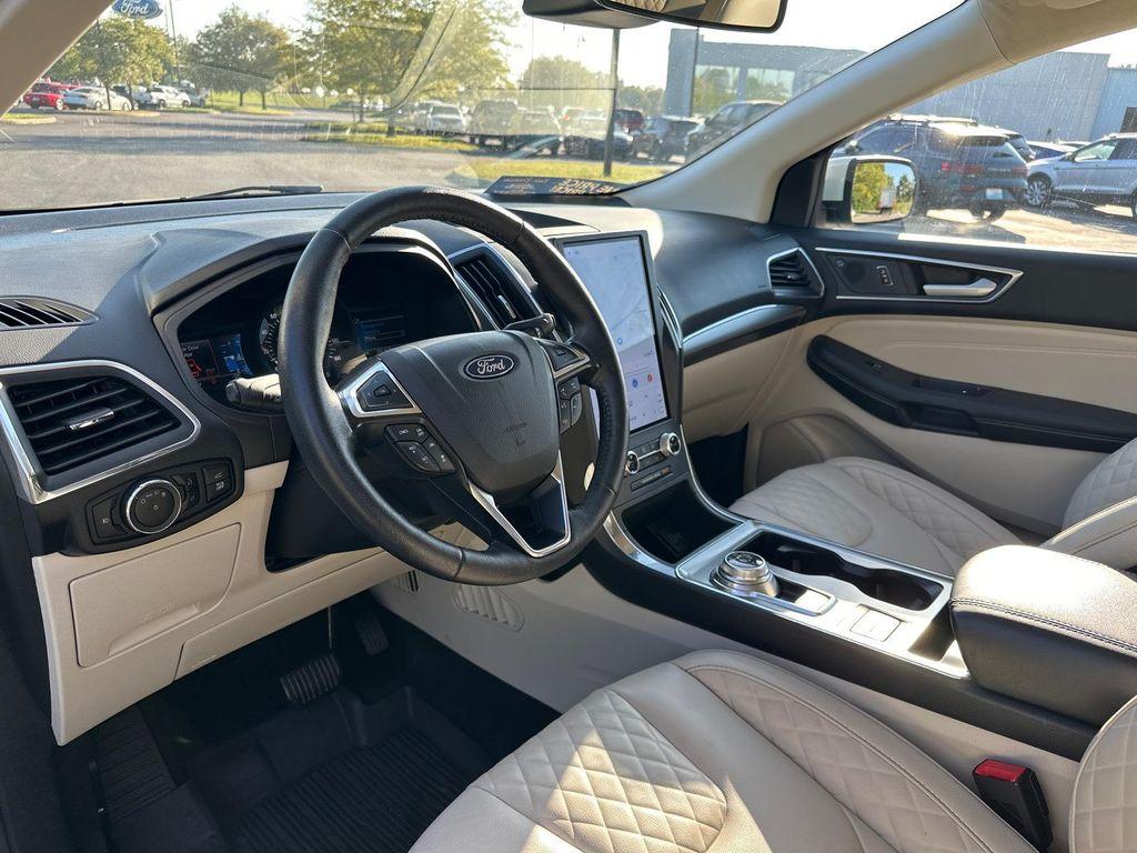 used 2024 Ford Edge car, priced at $29,000