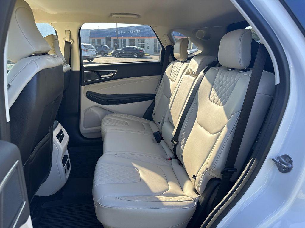 used 2024 Ford Edge car, priced at $29,000