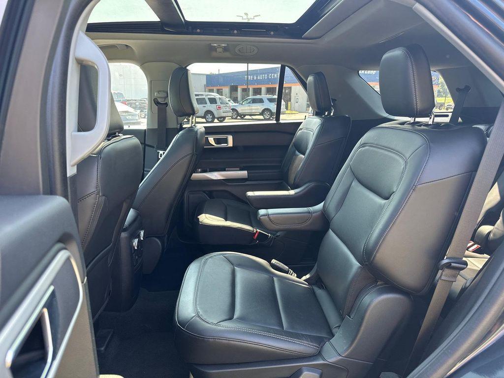 used 2022 Ford Explorer car, priced at $33,000