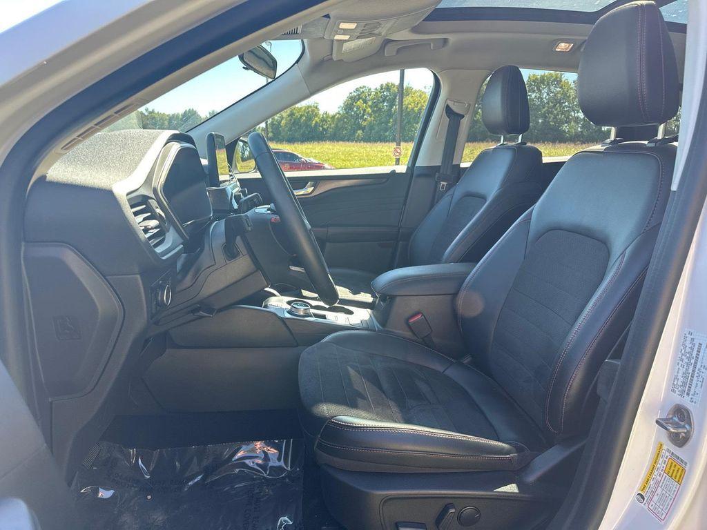 used 2022 Ford Escape car, priced at $23,000