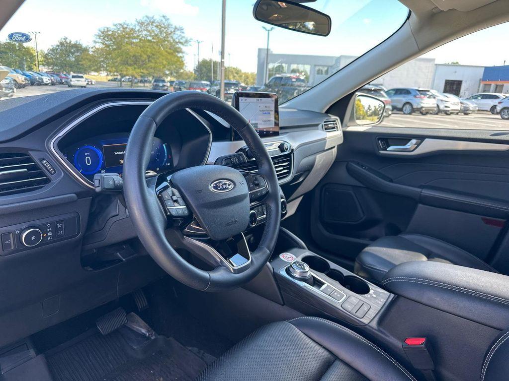 used 2022 Ford Escape car, priced at $23,000