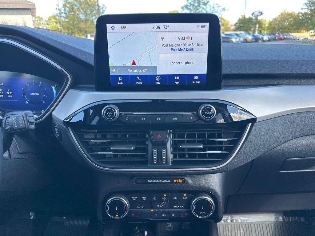 used 2022 Ford Escape car, priced at $23,000