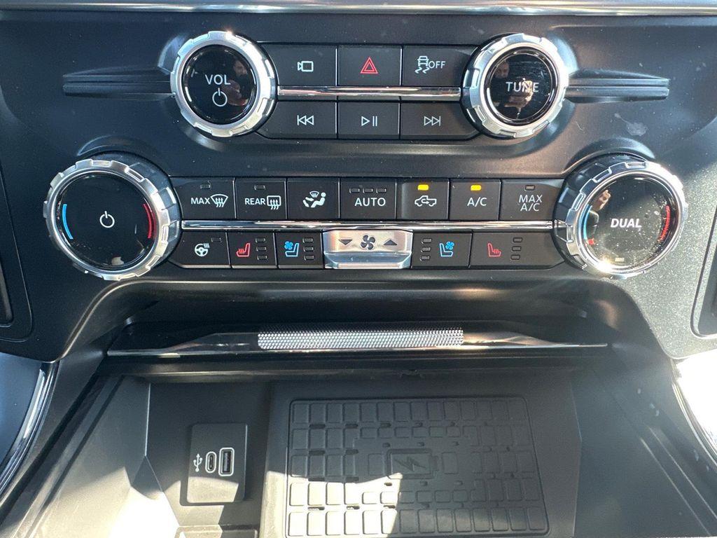 new 2025 Ford F-150 car, priced at $76,990