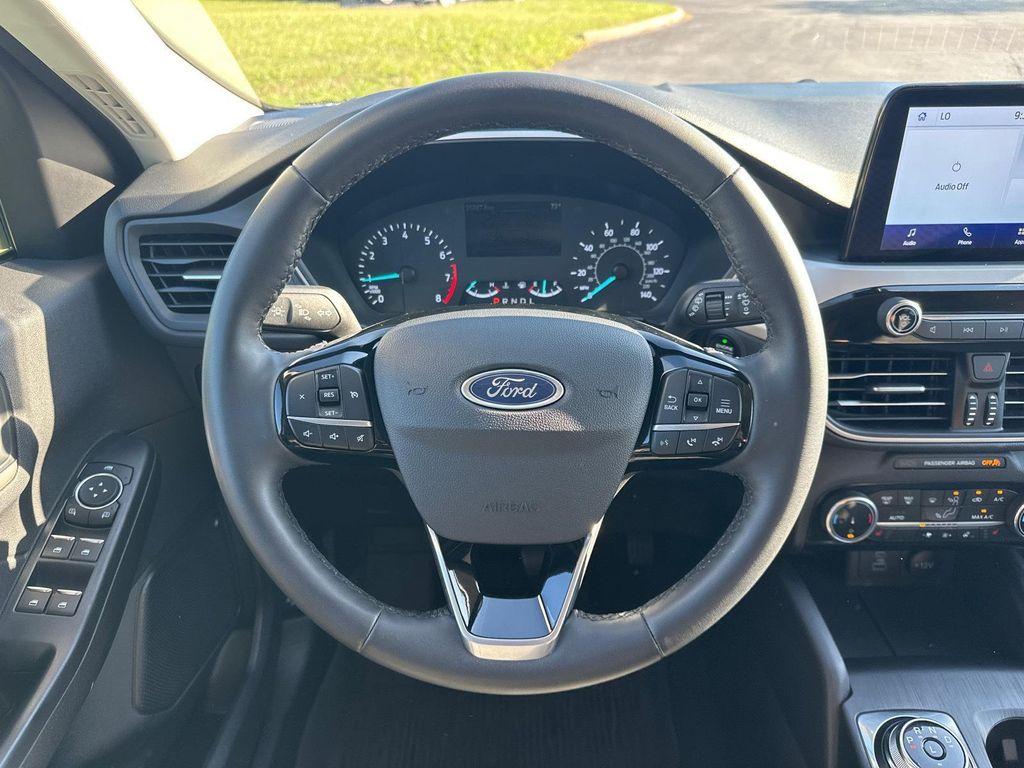 used 2022 Ford Escape car, priced at $20,000
