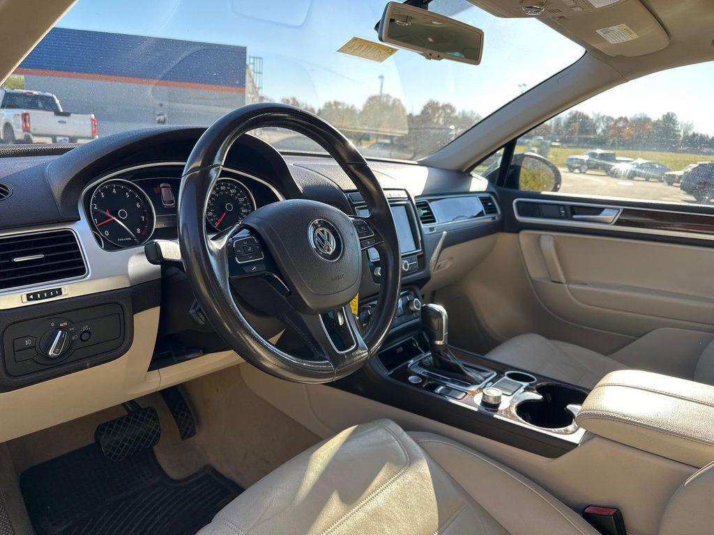 used 2015 Volkswagen Touareg car, priced at $11,500