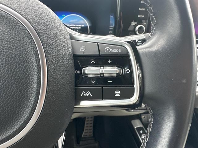 used 2023 Kia Sorento Hybrid car, priced at $33,500