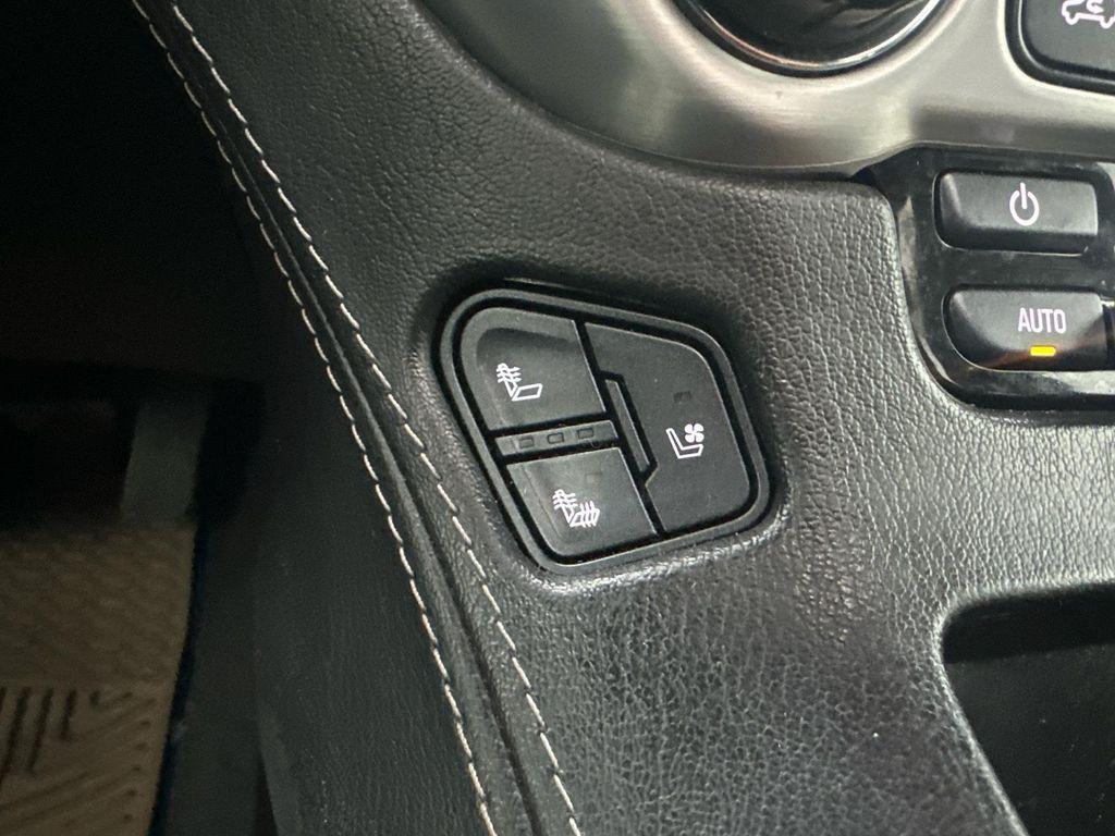 used 2019 GMC Yukon car, priced at $25,000