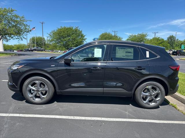 new 2025 Ford Escape car, priced at $34,900