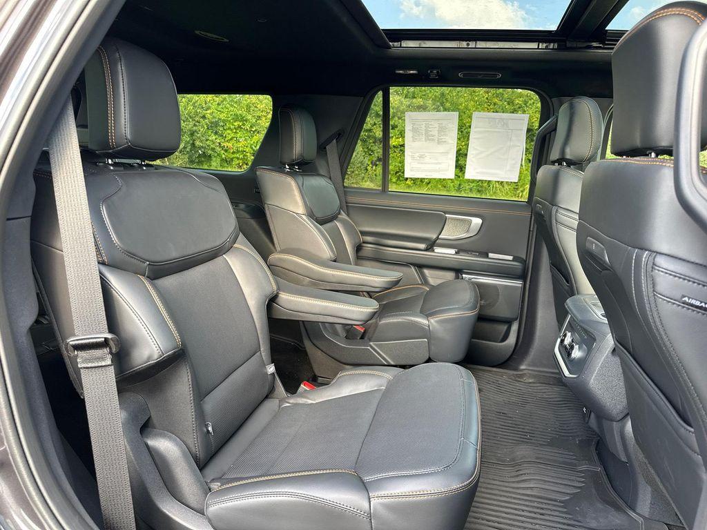 used 2025 Ford Expedition car, priced at $79,500
