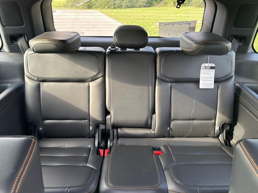 used 2025 Ford Expedition car, priced at $79,500