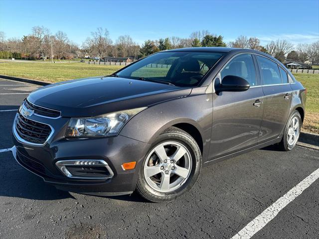 used 2015 Chevrolet Cruze car, priced at $9,000