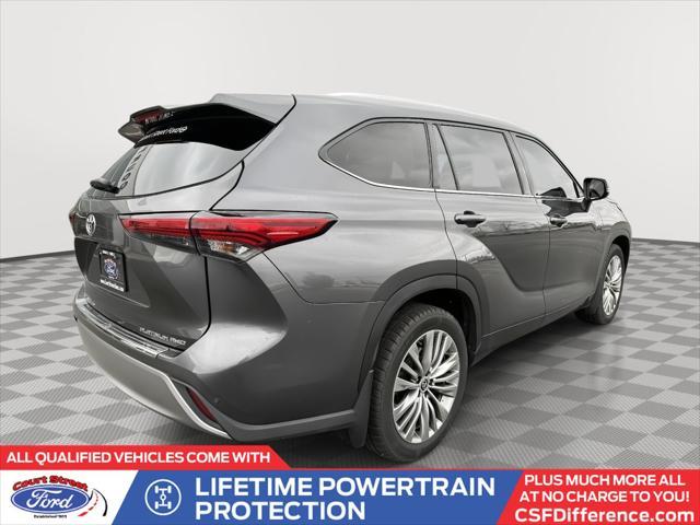 used 2021 Toyota Highlander car, priced at $33,998