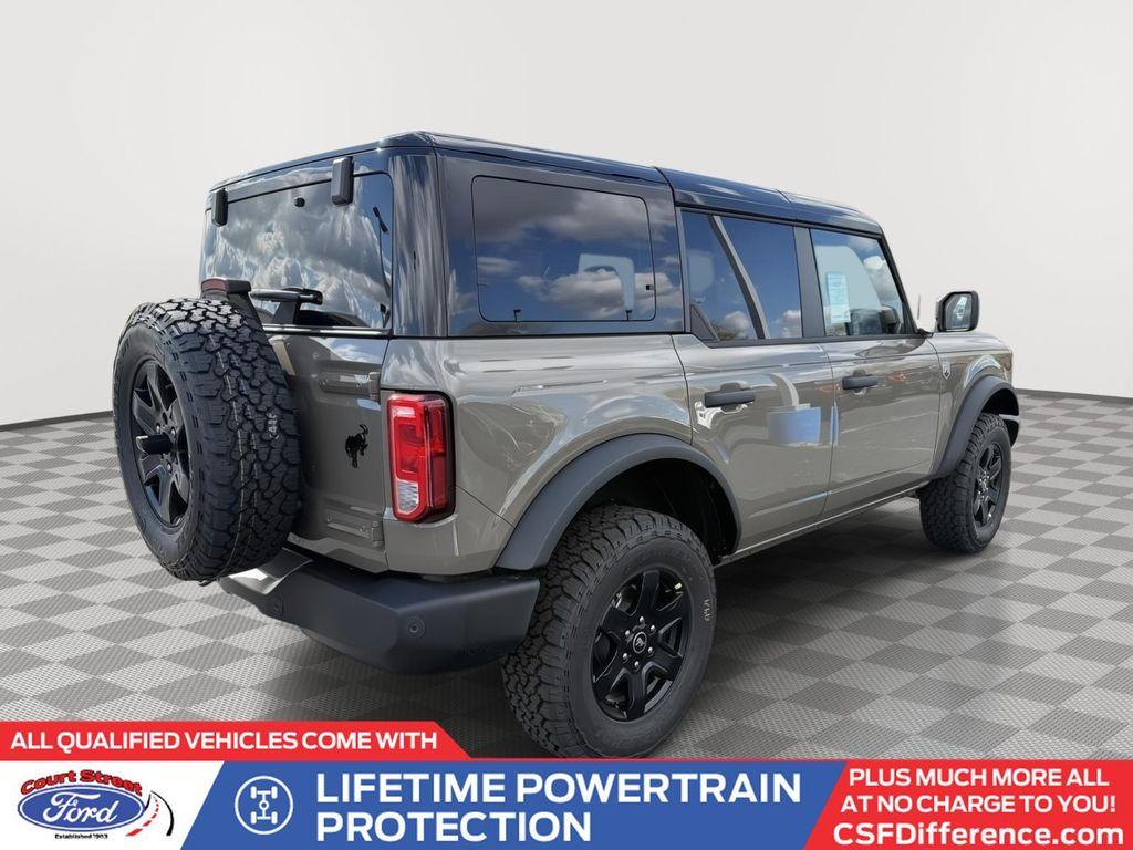 new 2025 Ford Bronco car, priced at $49,135