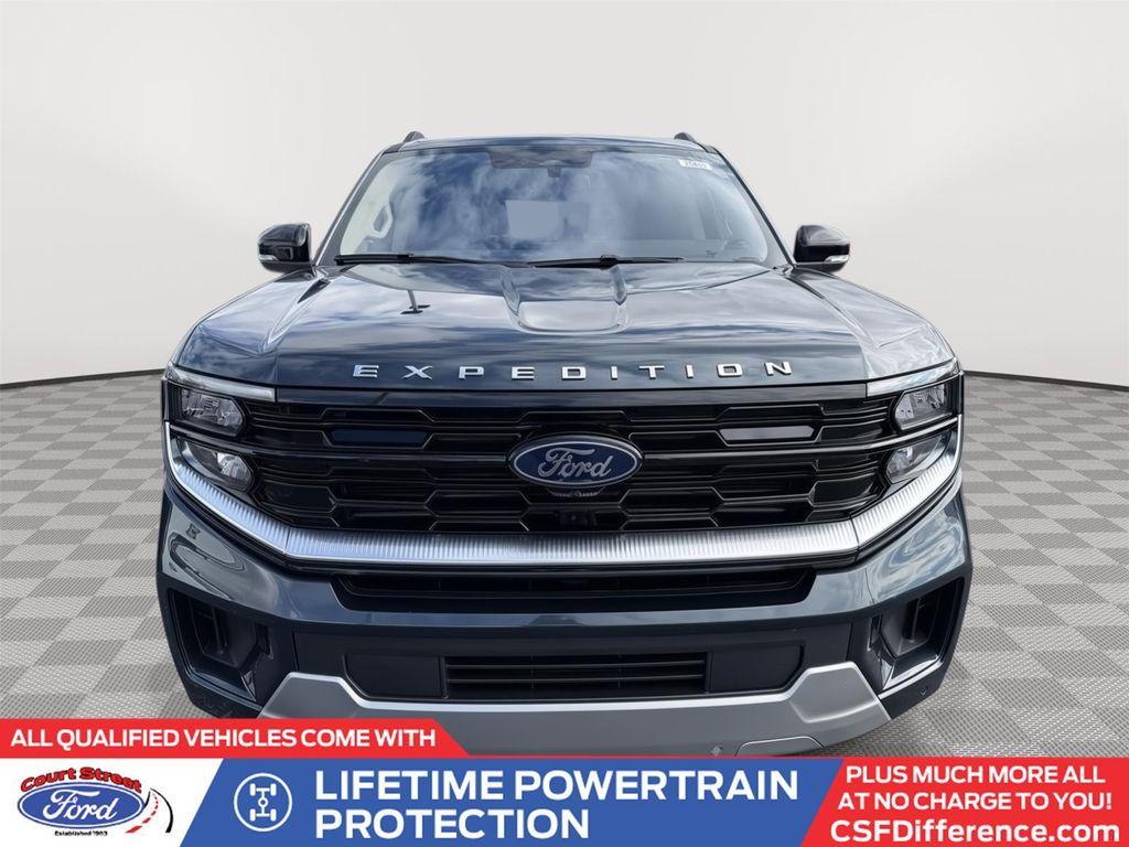 new 2025 Ford Expedition car, priced at $80,910