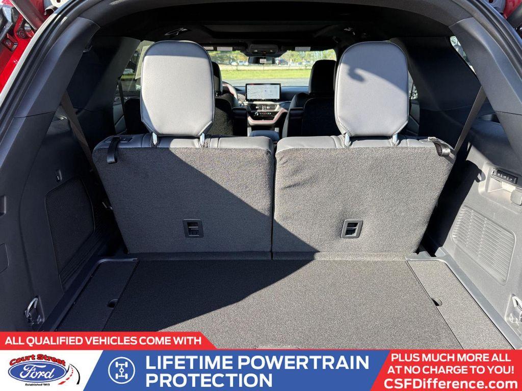 new 2025 Ford Explorer car, priced at $59,825