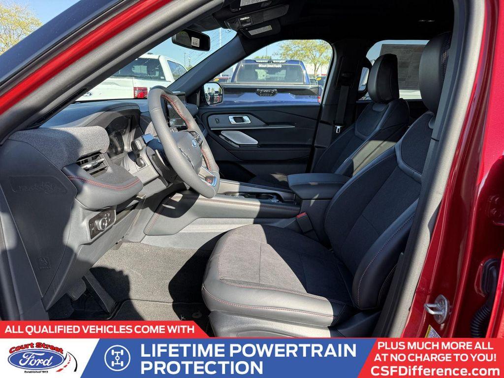 new 2025 Ford Explorer car, priced at $59,825