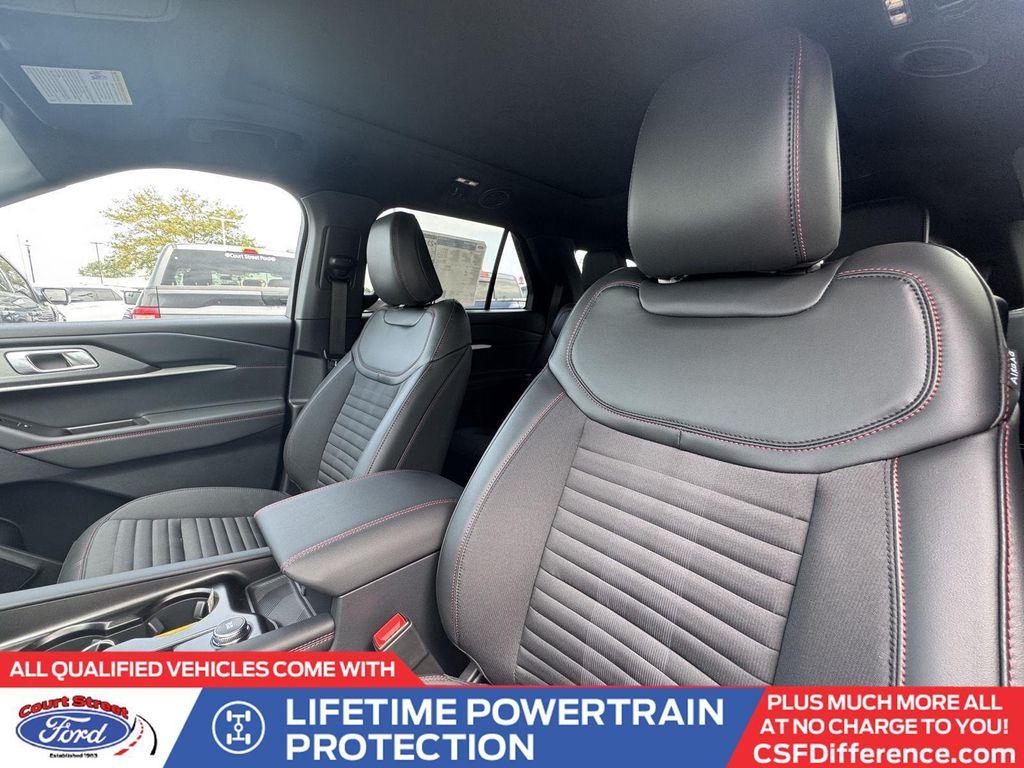 new 2025 Ford Explorer car, priced at $52,204