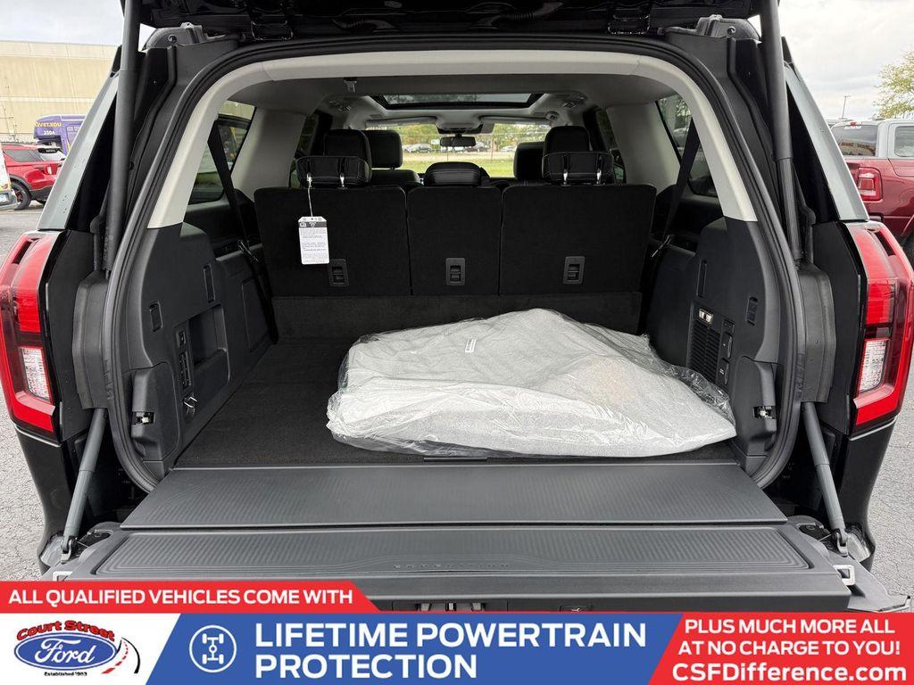 new 2025 Ford Expedition Max car, priced at $83,455