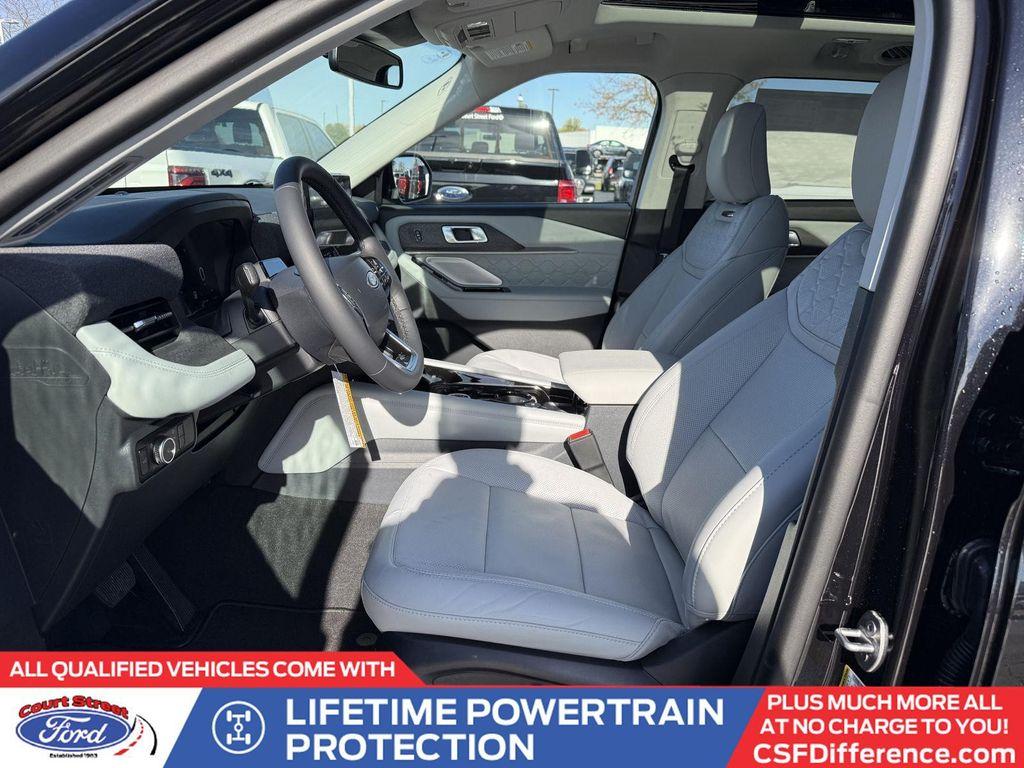 new 2025 Ford Explorer car, priced at $61,545