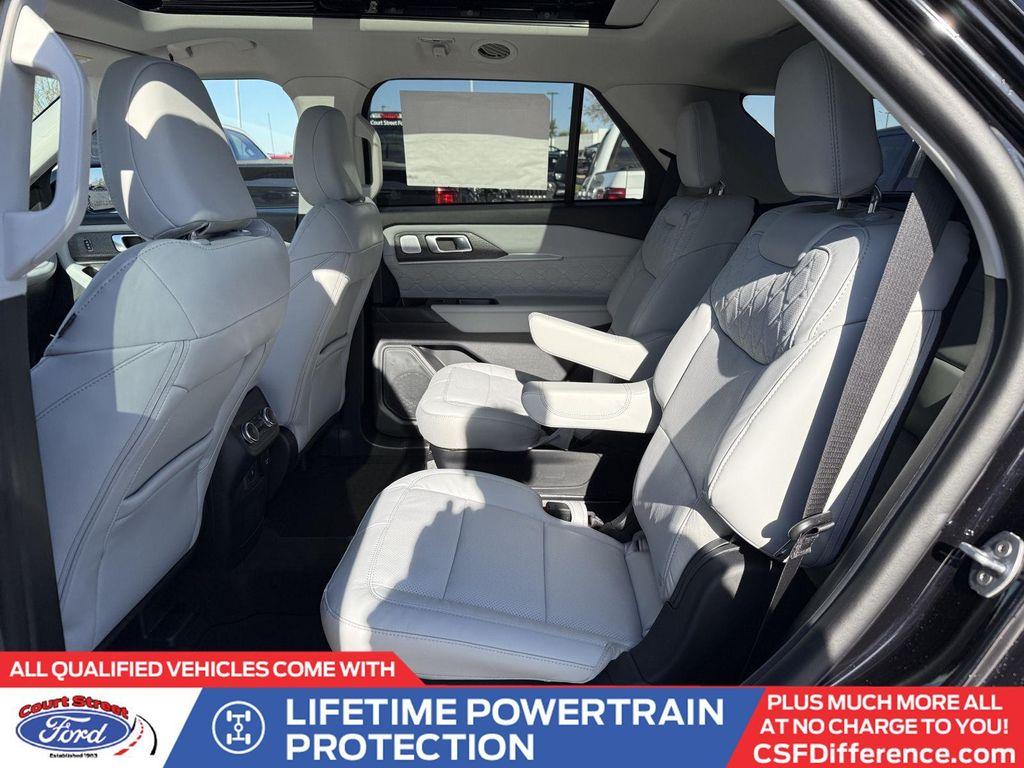 new 2025 Ford Explorer car, priced at $61,545